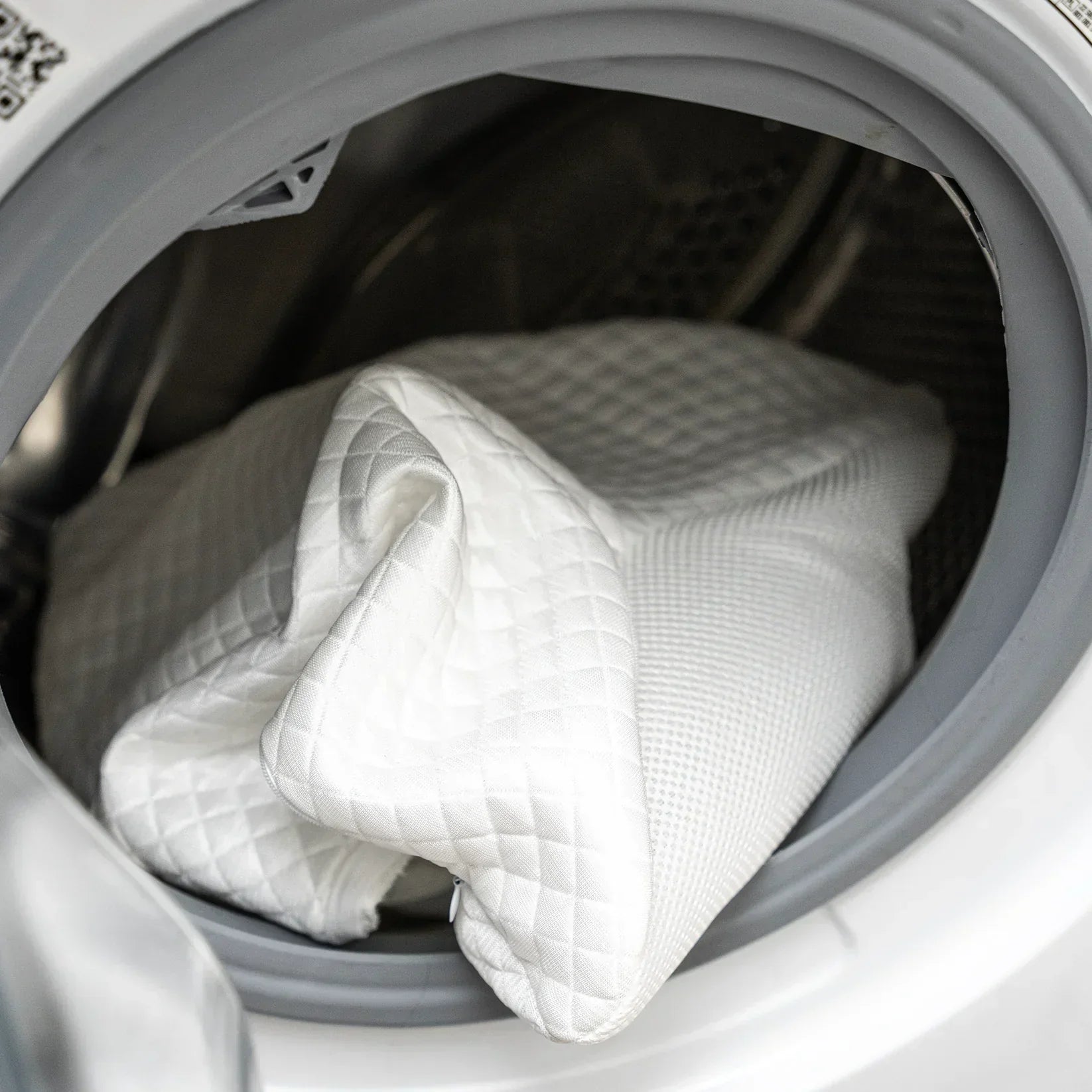 ErgoLine™ | Besser schlafen, erfrischt aufwachen – ergonomische Nacken- und Rückenstütze die ganze Nacht